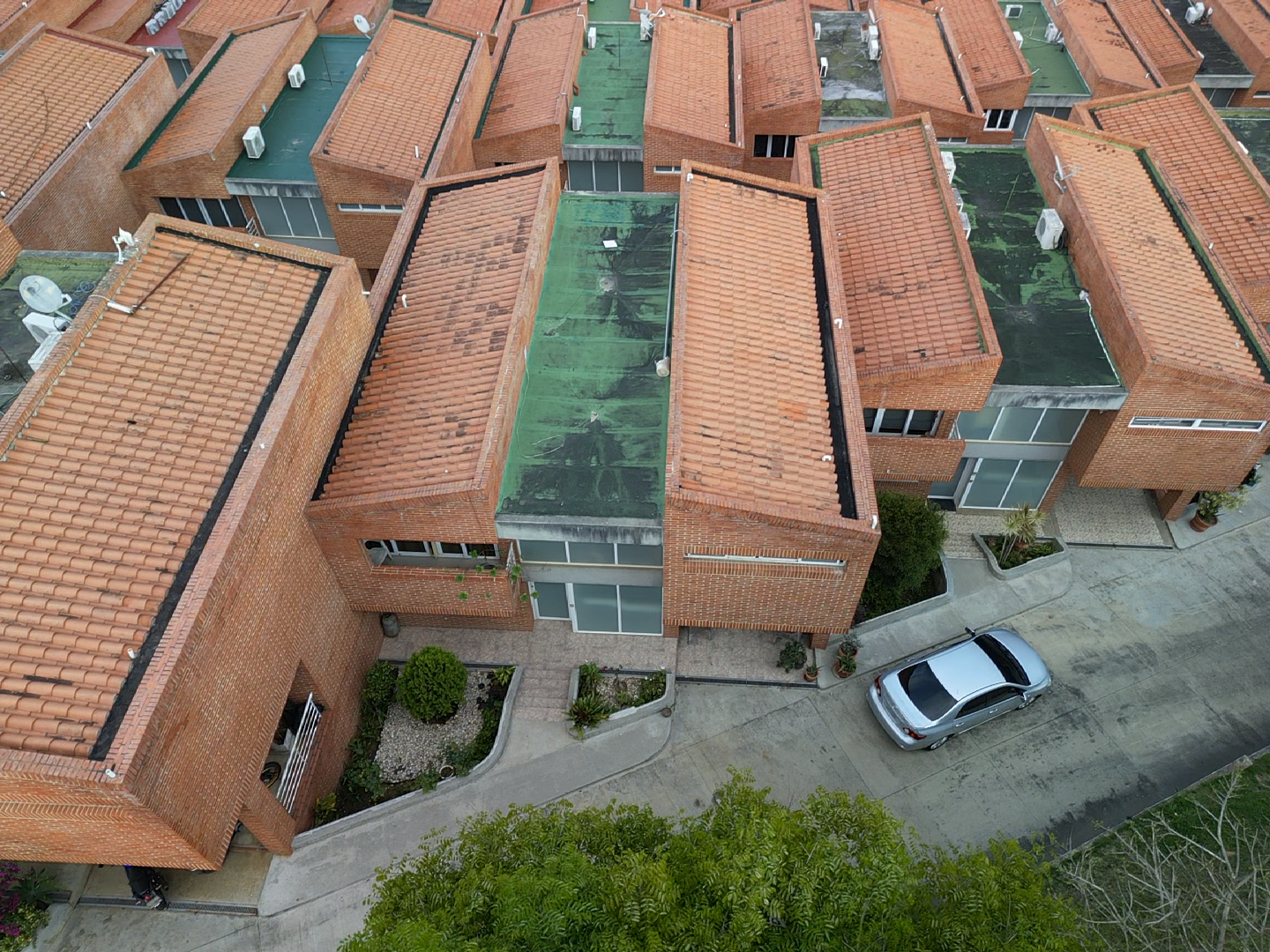 Vendo TownHouse en Villas de Loma Linda, La Lagunita, El Hatillo.