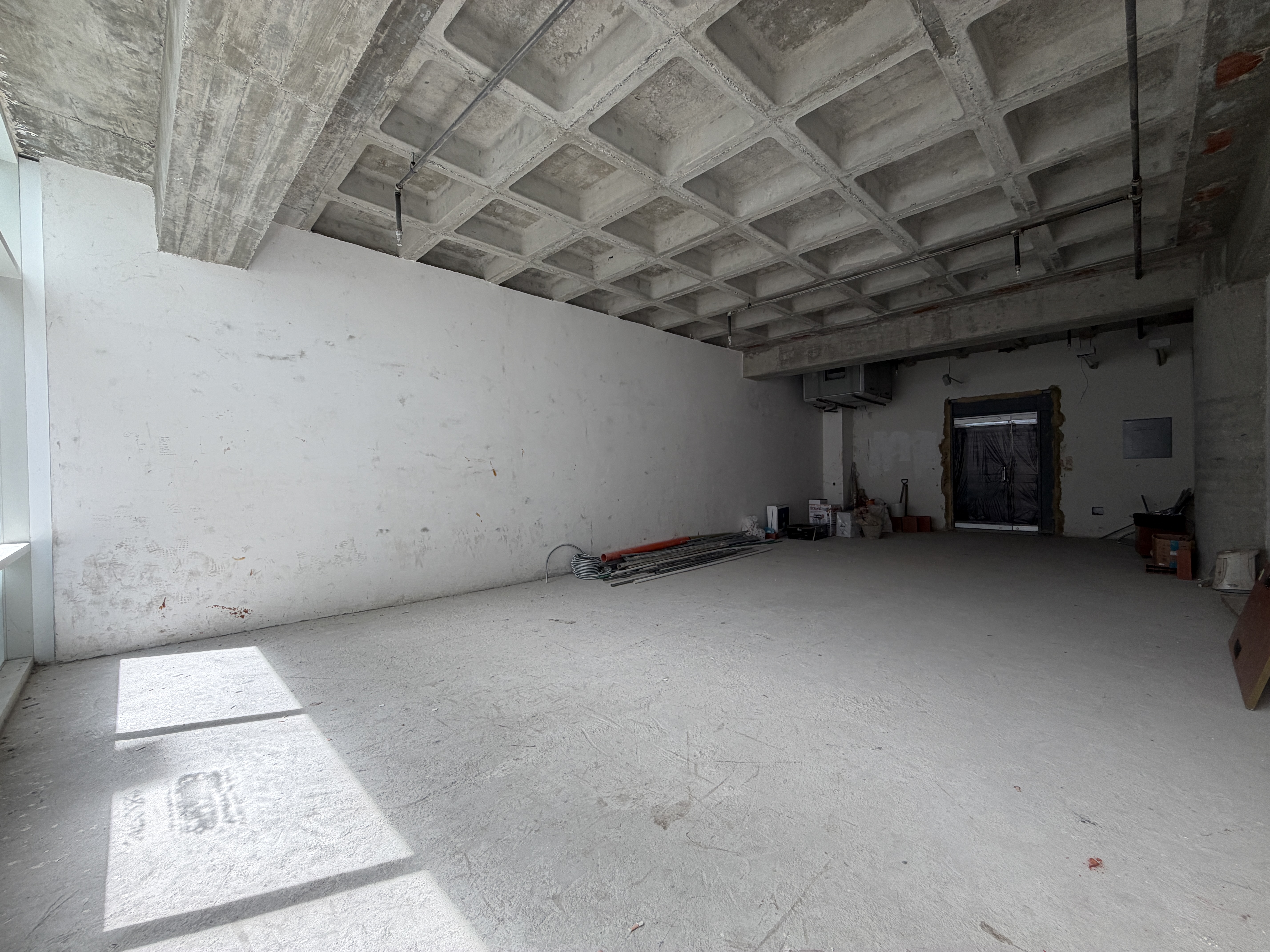Vendo oficinas en obra gris – Ciudad Center (Boleita)