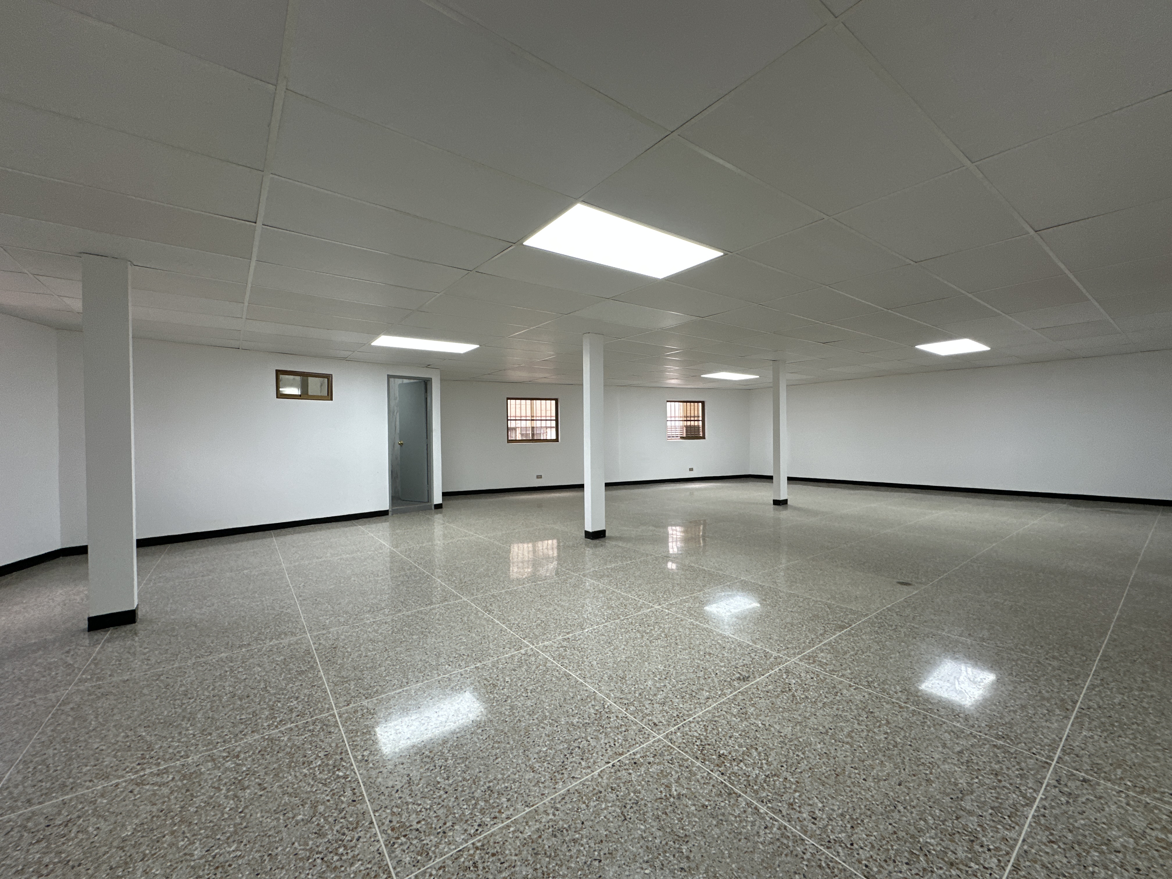 Edificio comercial en venta en el pueblo de Baruta